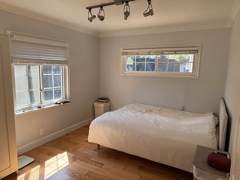 541 Cecelia Ct — Photo 10