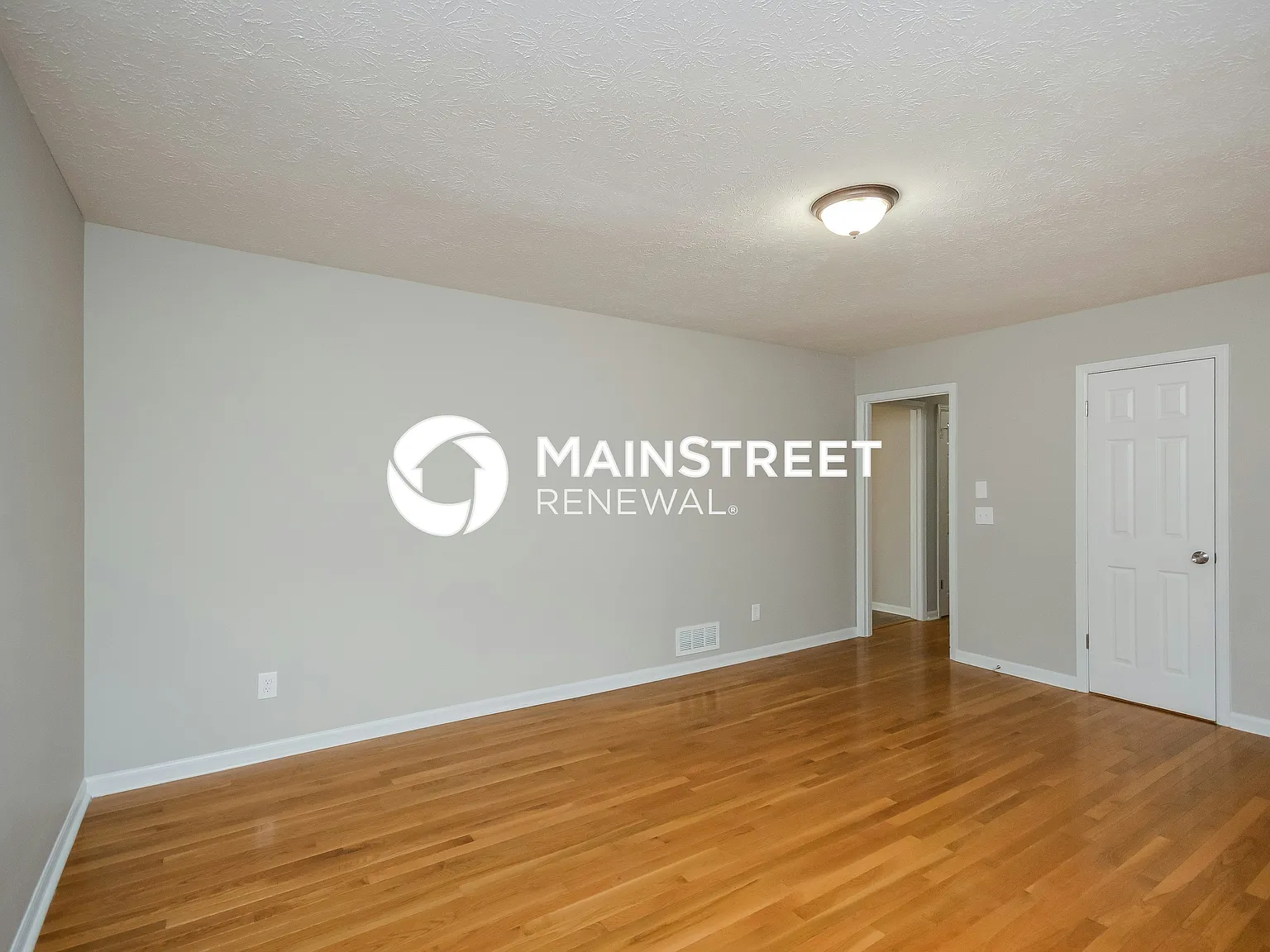 2940 Landmark Dr SE — Photo 4