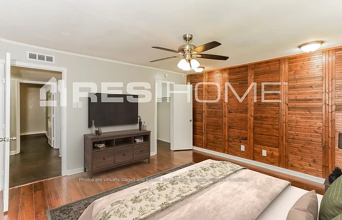 906 Fort Worth St — Photo 8