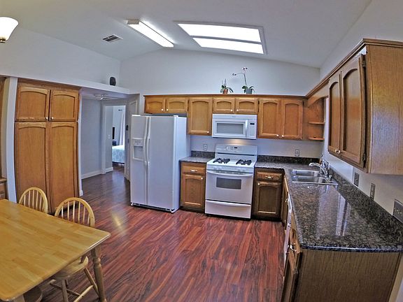 New Granite, Large Kitchen