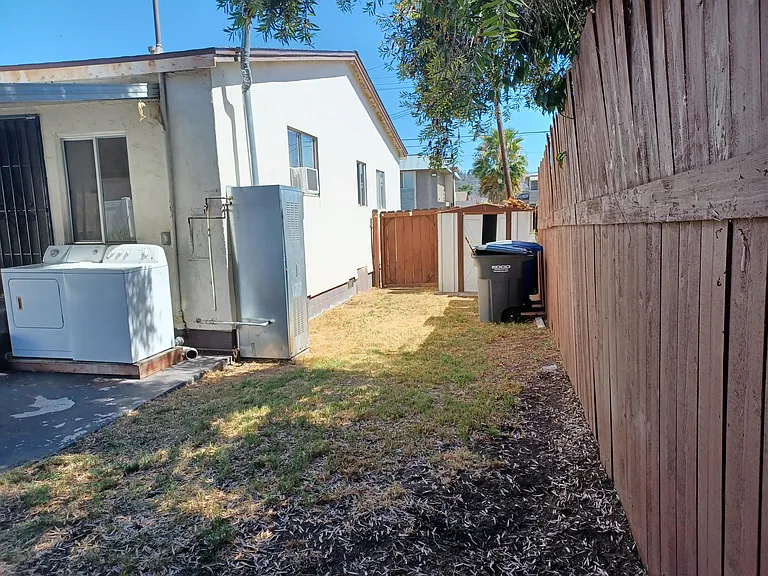 720 Chamberlain Ave — Photo 11
