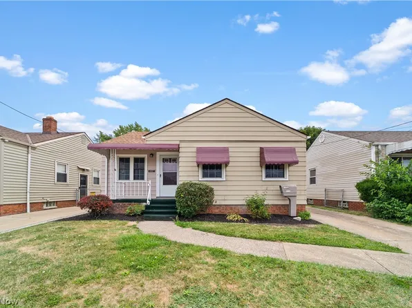 4907 Ridge Rd, Brooklyn, OH 44144