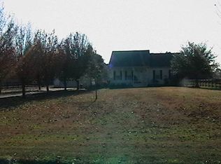 56 N Hummingbird Ln, Rocky Point, NC 28457