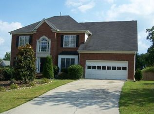 917 Summer Forest Dr, Suwanee, GA 30024
