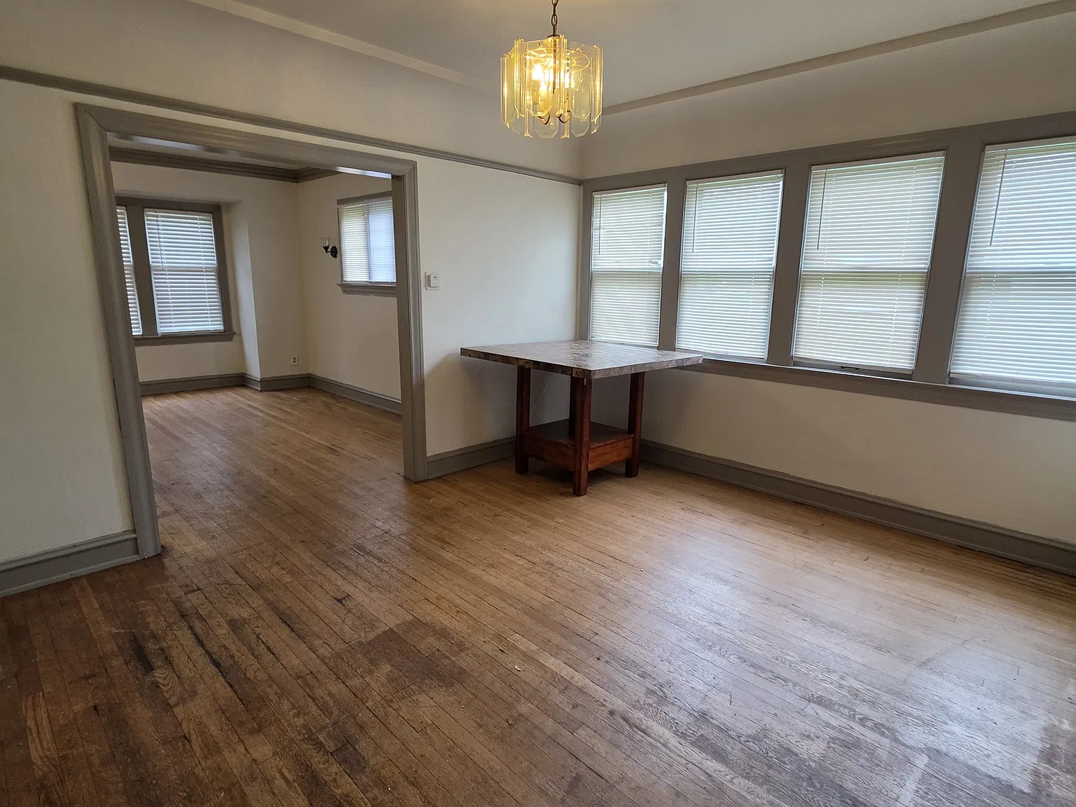2 bed, $1,150 — Photo 2