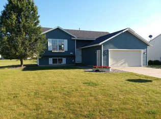 2236 Mary Beth Ln, Hudsonville, MI 49426