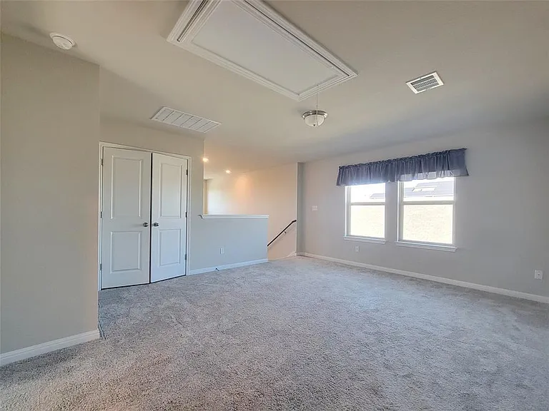 220 Mountain Valley St — Photo 14