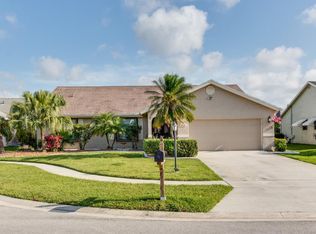 8760 Sand Lake Ct, Lake Worth, FL 33467