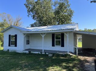 401 Ivy St, Mooringsport, LA 71060