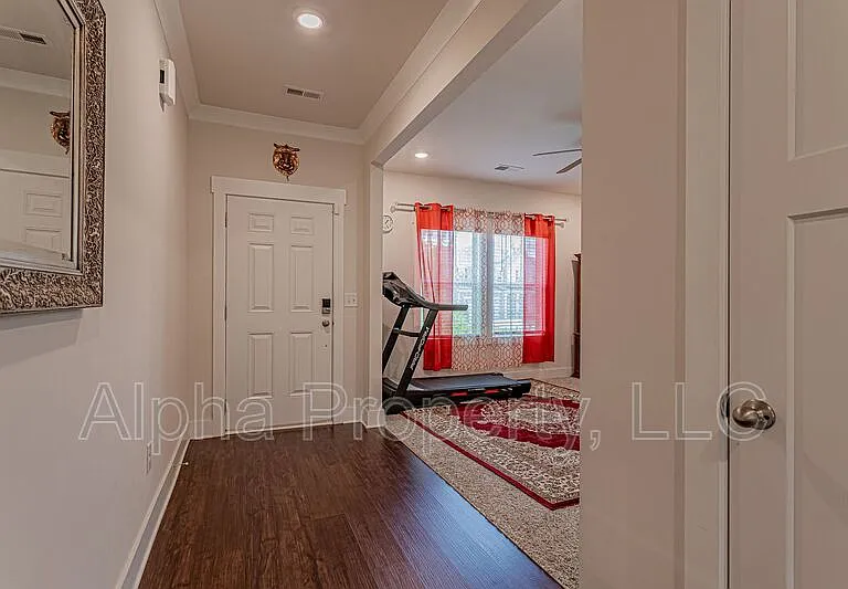 126 Pewter Cir — Photo 4