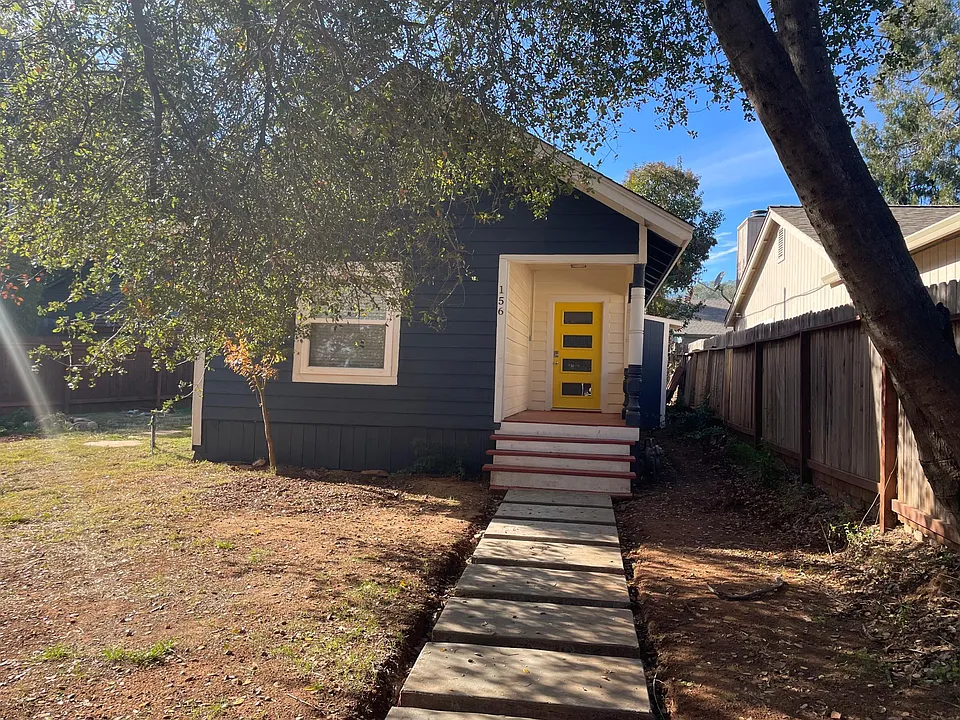 front walk way