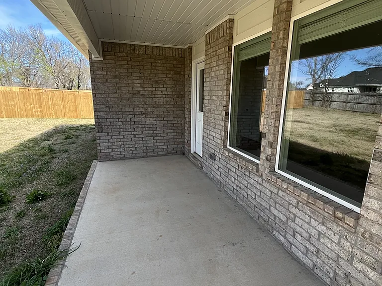 573 Arizona St — Photo 19