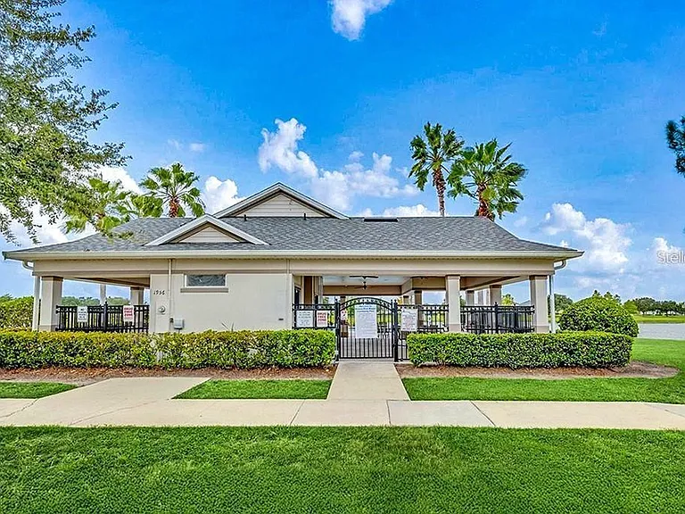 2342 Beacon Landing Cir — Photo 42