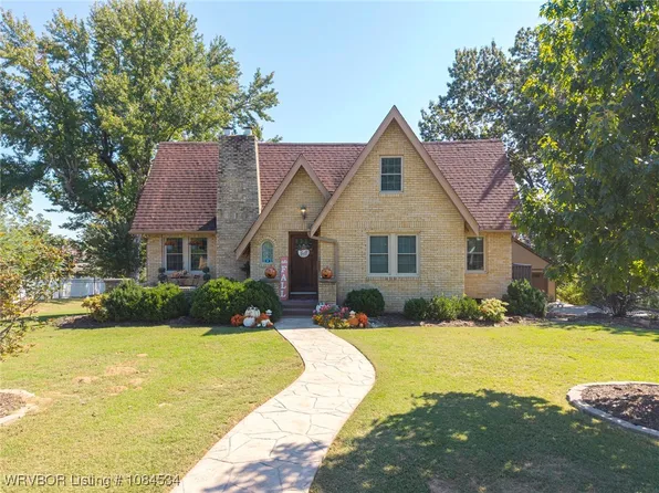 6 Free Ferry Hts, Fort Smith, AR 72903