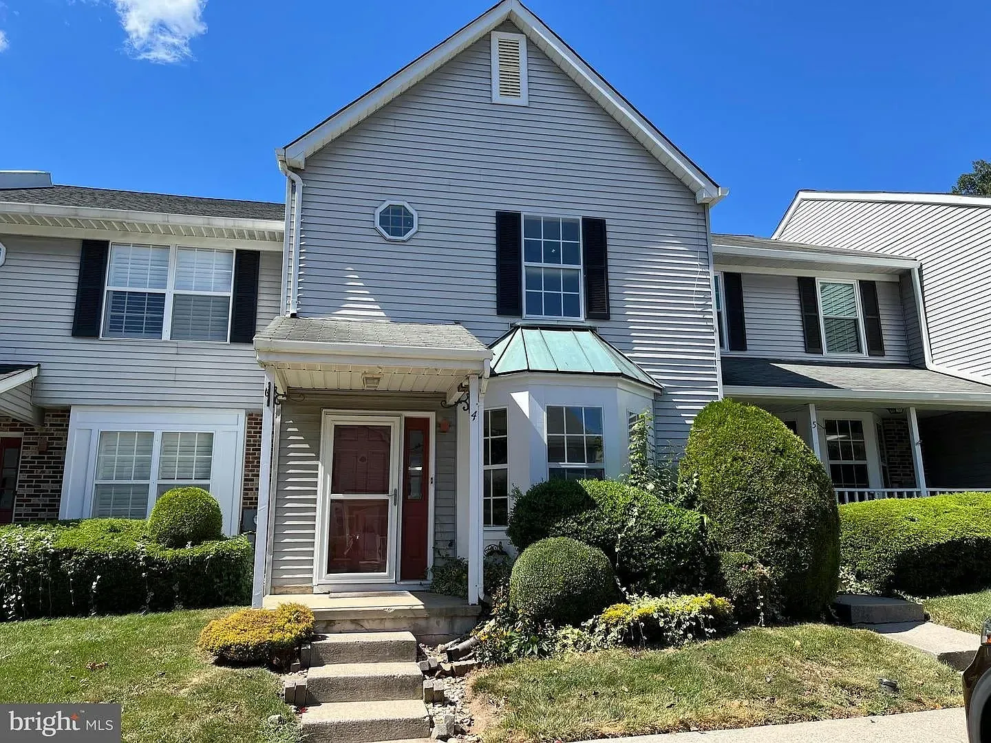 4 Fair Oaks Ct photo 1