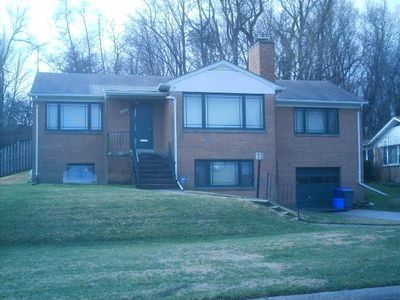 9105 Brierly Rd, Chevy Chase, MD, 20815