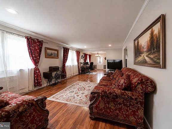 5th image of 6 Stoneham Pl