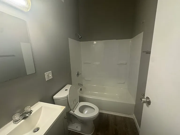 301 Main St #311 — Photo 4