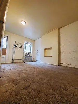 Rented by Corcoran | media 12