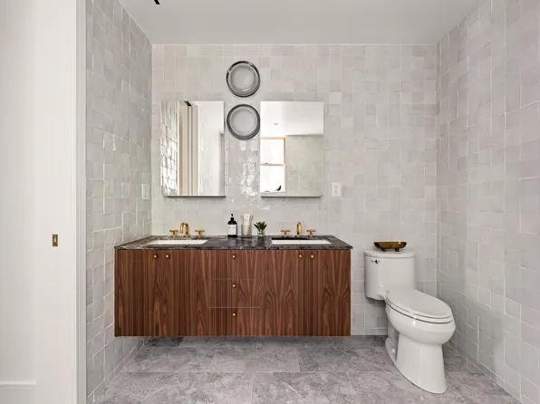 148 Clinton Avenue image 9 of 17