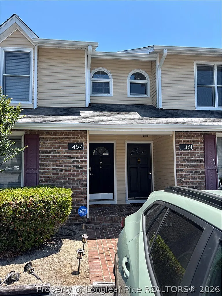 3 bed, 3.0 bath, 1545 sqft, $1,895 — Photo 1