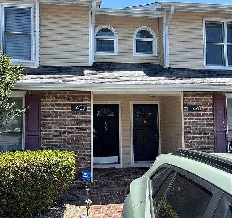 457 Lands End Rd