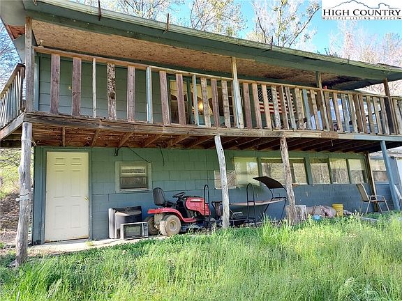 3rd image of 4453 Elk Creek Darby Road
