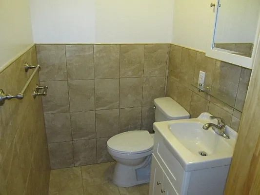 Rented by FlatFinders Realty | media 1