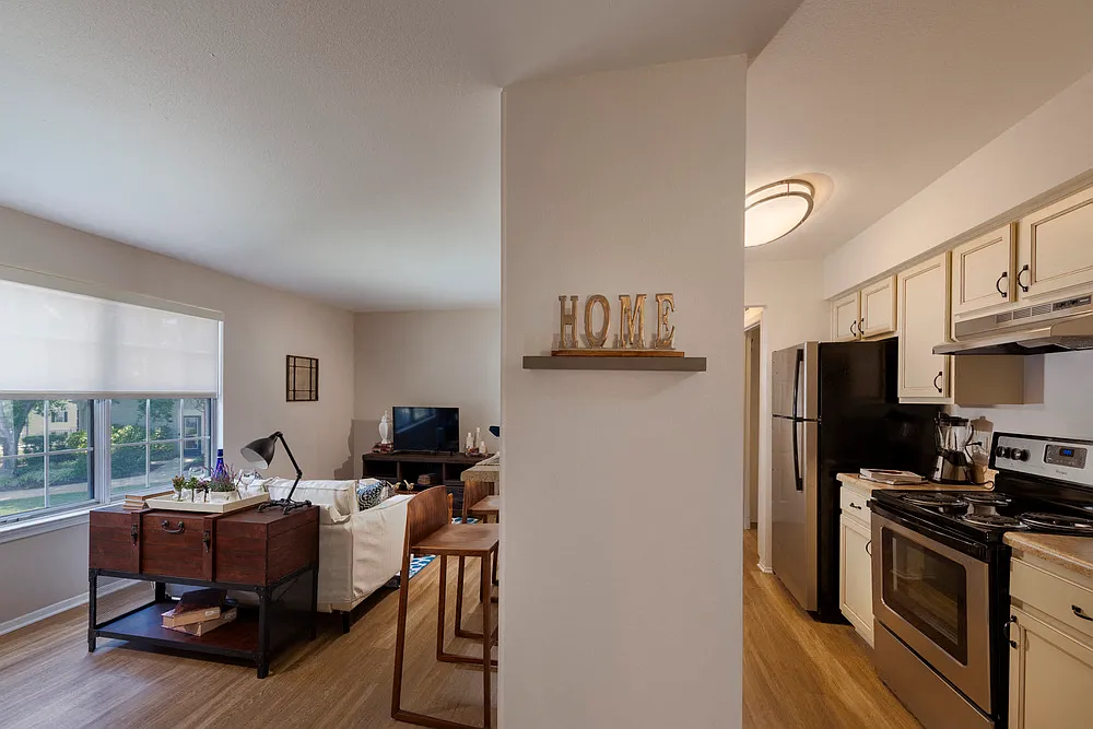 Potomac Vista Apartments — Photo 3