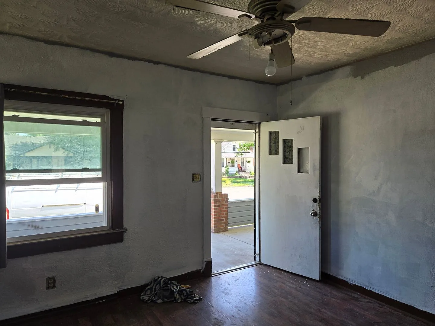 Spacious 3BR House in Sterling — Photo 2