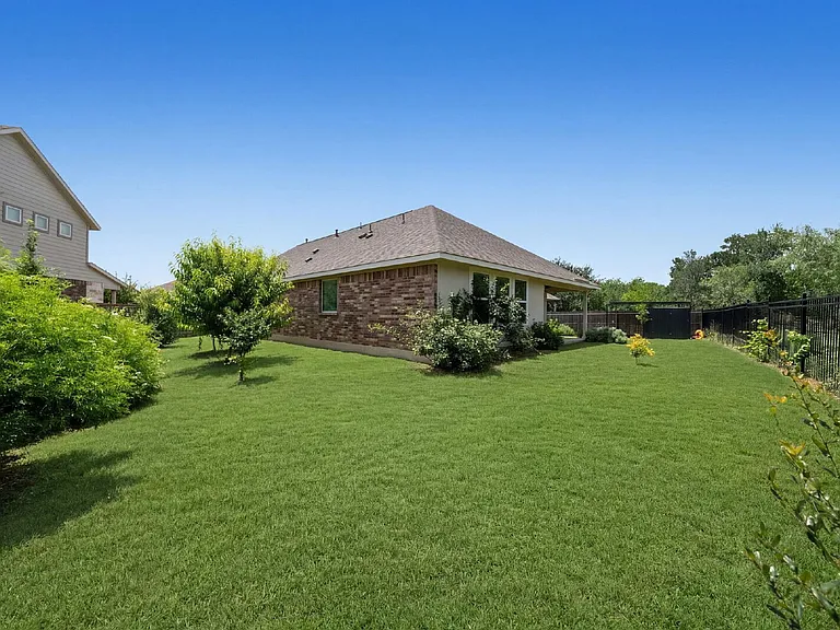 1507 Stony Island Dr — Photo 43