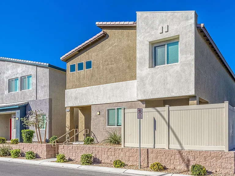 4456 Stardust Moon Ave — Photo 4