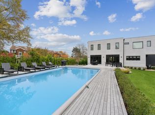 28 Library Ave, Westhampton Beach, NY 11978