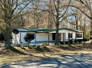 41 Bakers Rd, Royston, GA 30662