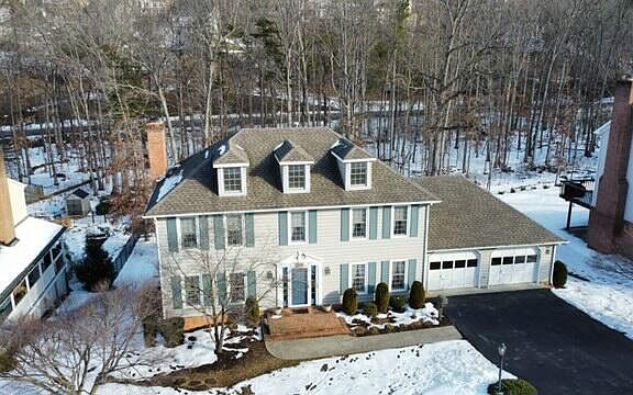 2nd image of 4306 Kings Chase Dr