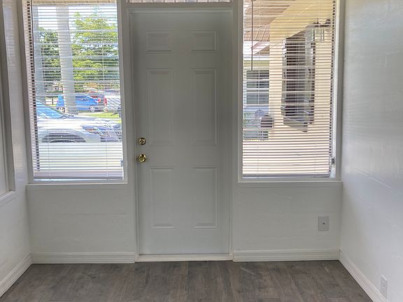 Bonus sunroom/office.