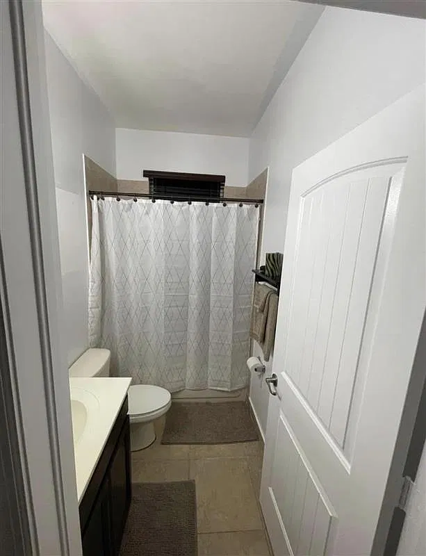 3 bed, 1700 sqft, $850 — Photo 3