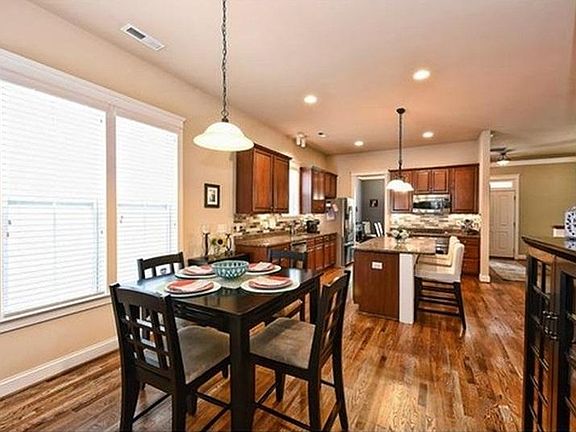 3rd image of 11523 Ardrey Crest Dr