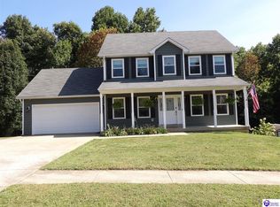 201 Skyline Dr, Radcliff, KY 40160