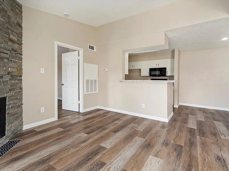 18800 Egret Bay Blvd #306 — Photo 4