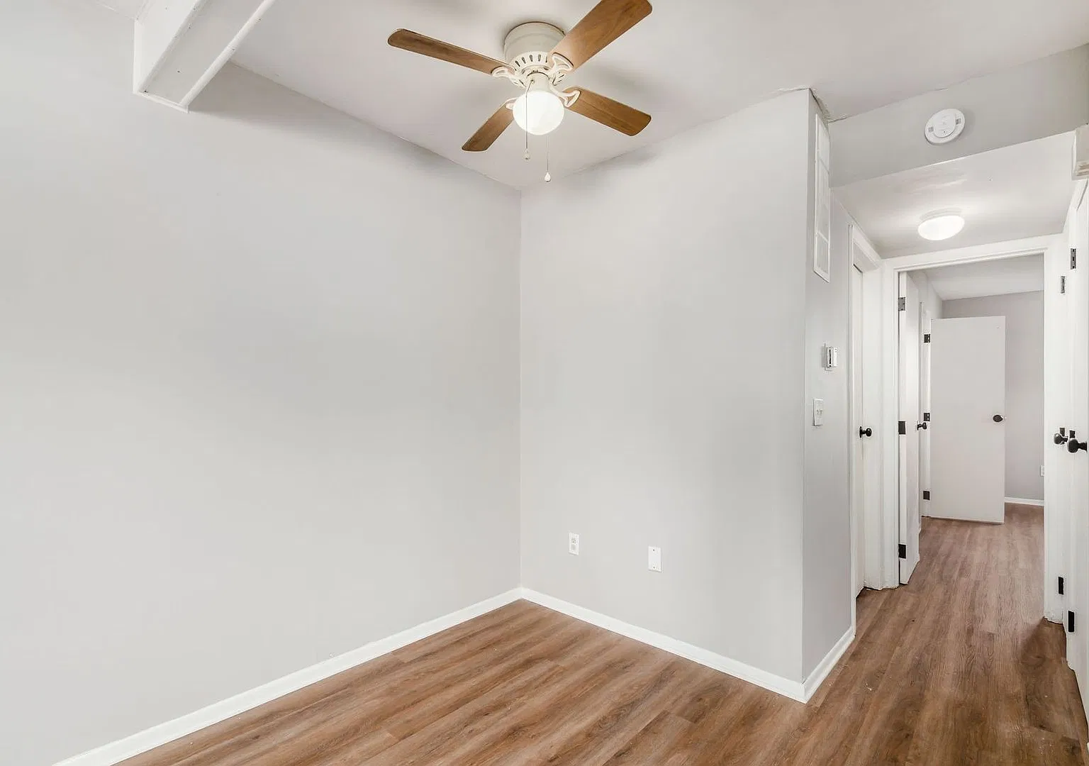 2888 Cleveland Ave — Photo 3