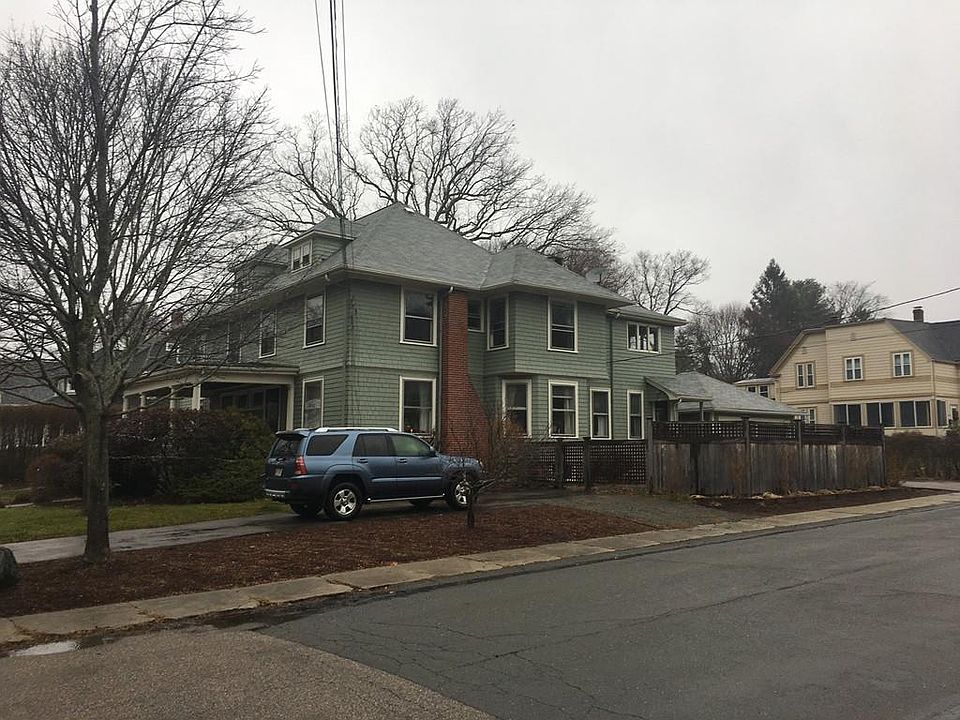 2nd image of 129 Hillside Rd #C