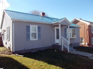 1606 Paige St, Staunton, VA 24401