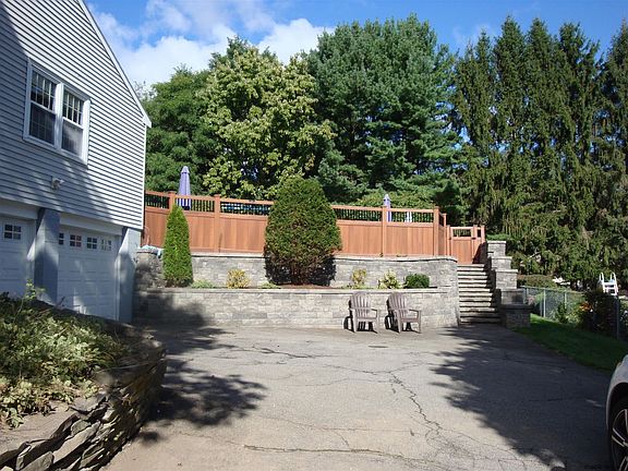 4th image of 18 Socha Ln
