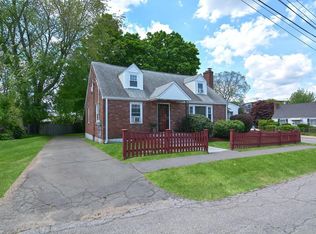 128 Carey Ave, Watertown, MA 02472