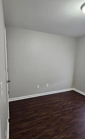 7676 Glade Trl — Photo 17