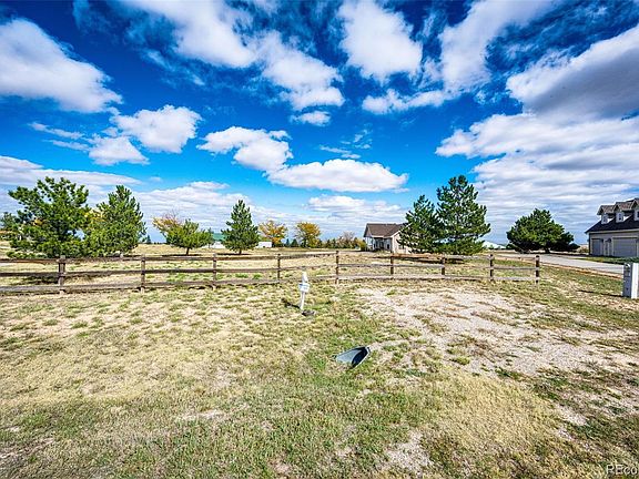 2nd image of 640 Green Gables Way LOT 88