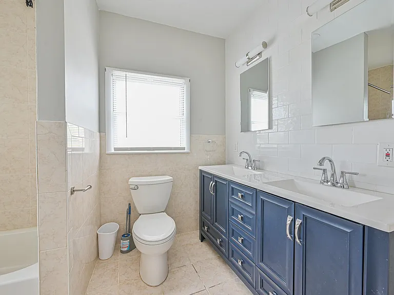 72 5th Ave #2N — Photo 5