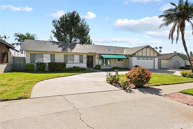 1st image of 6417 Hellman Ave
