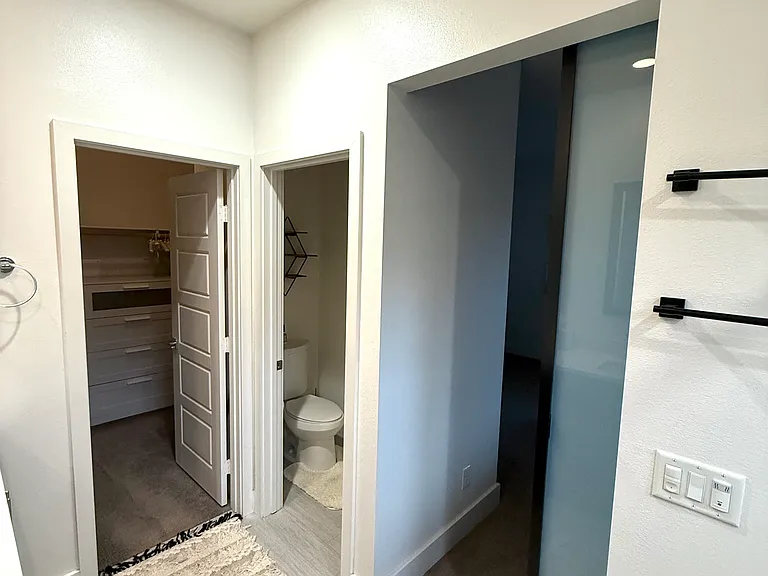 2460 Aperture Cir — Photo 23